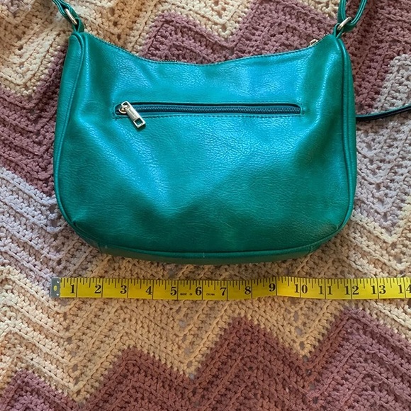 New FashionPuzzle Faux Leather Crossbody Saddle Bag Kelly Green - Picture 11 of 12